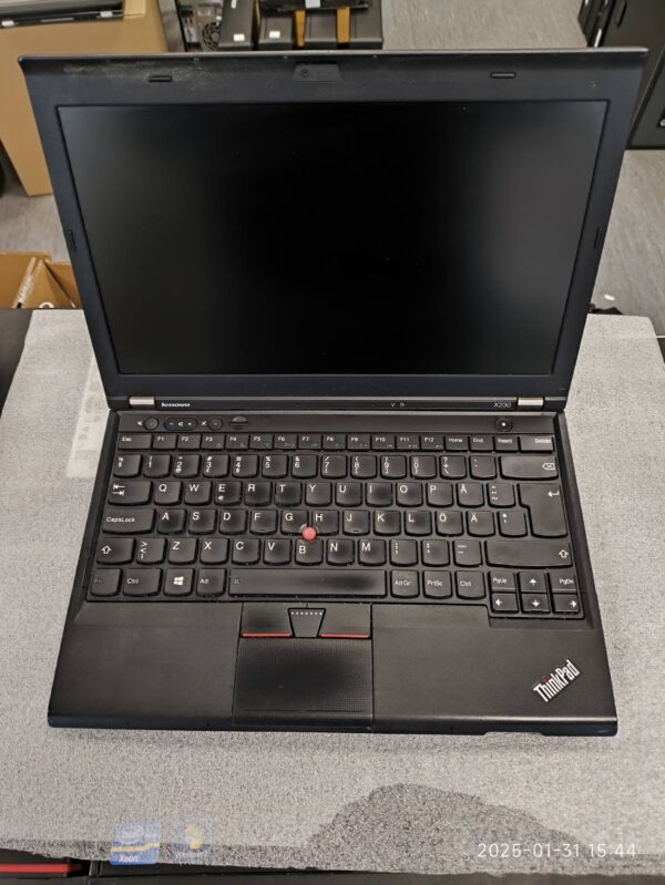 Lenovo Thinkpad x230 12.5 HD i5-3320M 8GB 128GB SSD, Patrintas korpusas