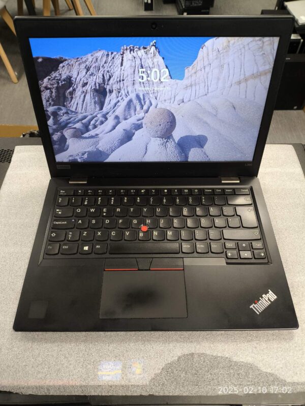 Lenovo Thinkpad x390 13.3 HD i5-8265U 16GB 256GB SSD 15%