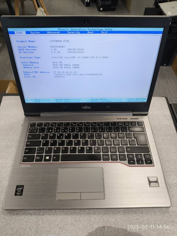 Fujitsu LifeBook U745 14.0+ i5-5200U 8GB 256GB SSD, 13%