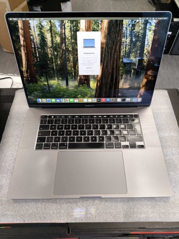 MacBook Pro "Core i9" 2.3 16" 2019 i9-9880H 16GB RAM 1TB SSD AMD Radeon Pro 5500M 4GB 21%
