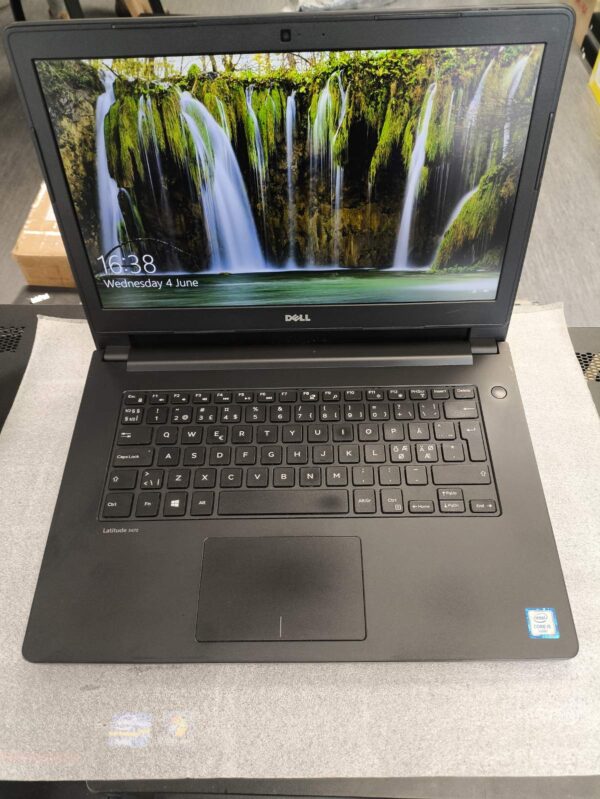 Dell Latitude 3470 14.0 FHD IPS i5-6200U 8GB 128GB SSD 12% Ekranas turi baltų taškų
