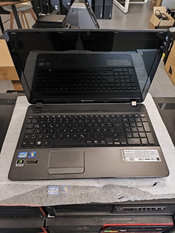 Packard Bell TS11-HR 15.6 HD i7-2630QM 4GB 240GB SSD Nvidia GT 540M , Baterija beveik mirusi 70%