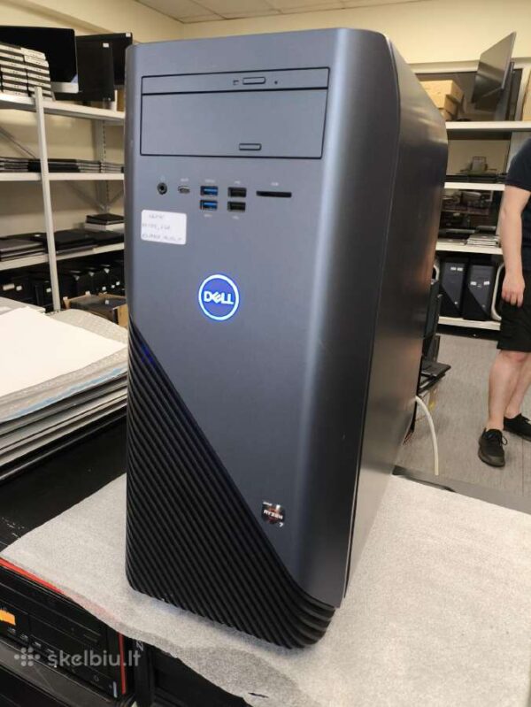 Dell Inspiron 5675 AMD Ryzen 7 1700x 16gb 512gb SSD + 1tb HDD Rx 570 4gb Wifi
