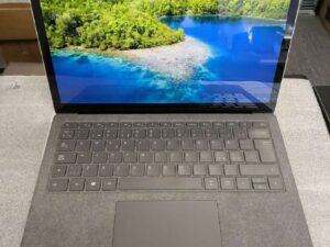 Microsfot Surface Laptop 4 Laptop Ryzen 5 Edition 16gb 256gb SSD 13%