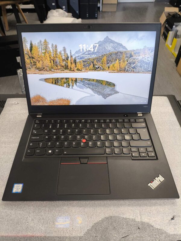 Lenovo Thinkpad T480s 14.0 Fhd Ips i5-8350u 8gb 256gb SSD 11% Su defektais - Type C neveikia