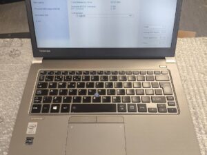 Nešiojamas kompiuteris Toshiba PORTEGE Z30-A 13.3 HD TN i5-4210U 8GB 256GB 20% Truputį laisvesni vyriai