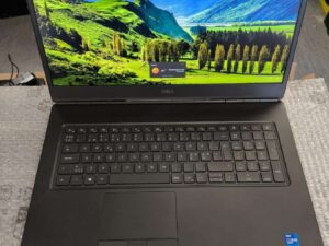 Dell Precision 7760 17.3 Fhd Ips i7-11850h 32gb 1tb Rtx A4000 8gb 2%