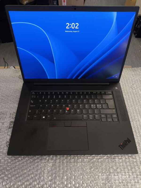 Lenovo ThinkPad P1 4th Gen 16" 2560*1600 400 Nit IPS i7-11800h Rtx A2000 4gb