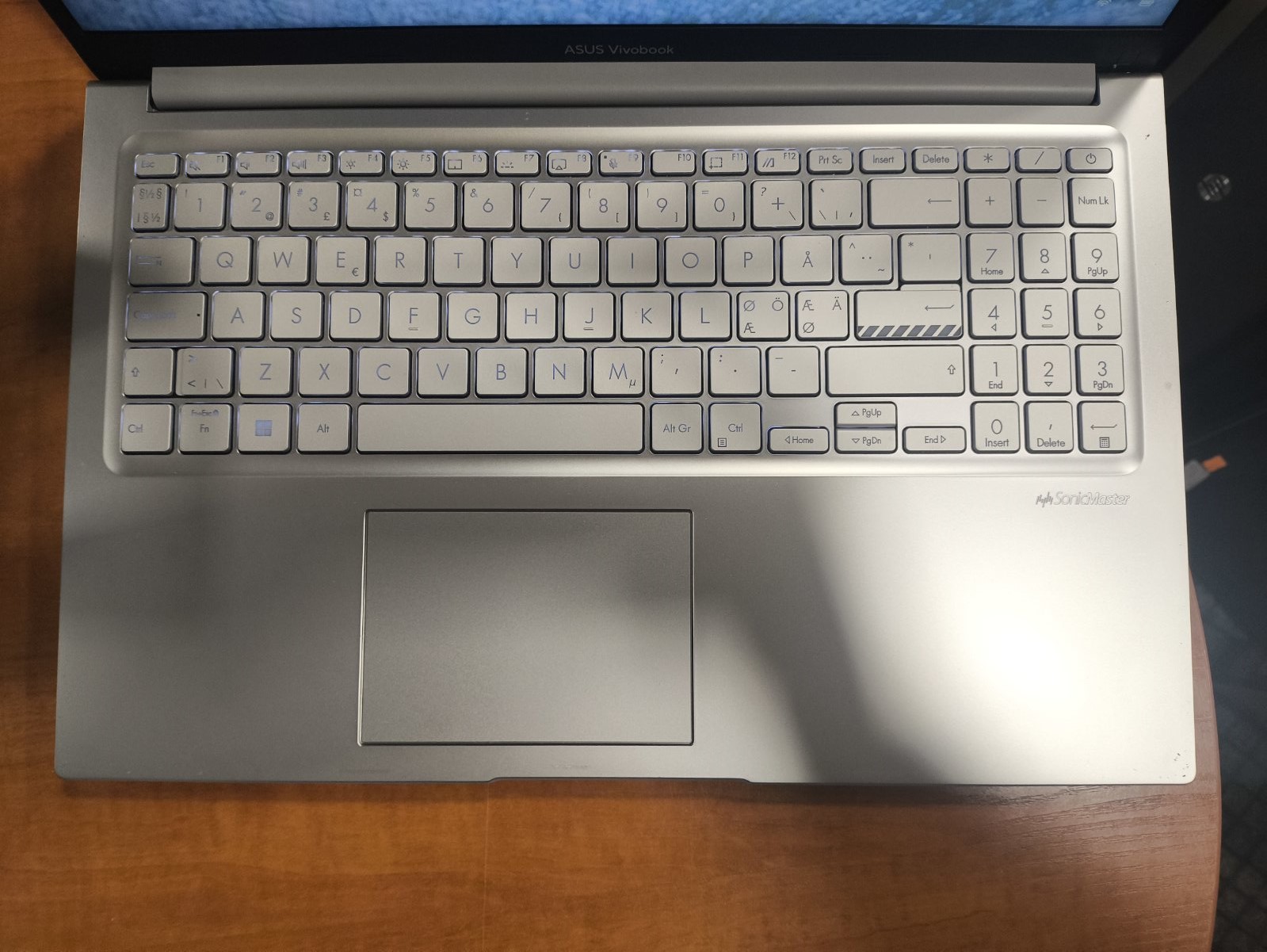 Asus Vivobook 15 (X1504) 15.6 I5-1235u 16gb 256gb 9% - Image 2