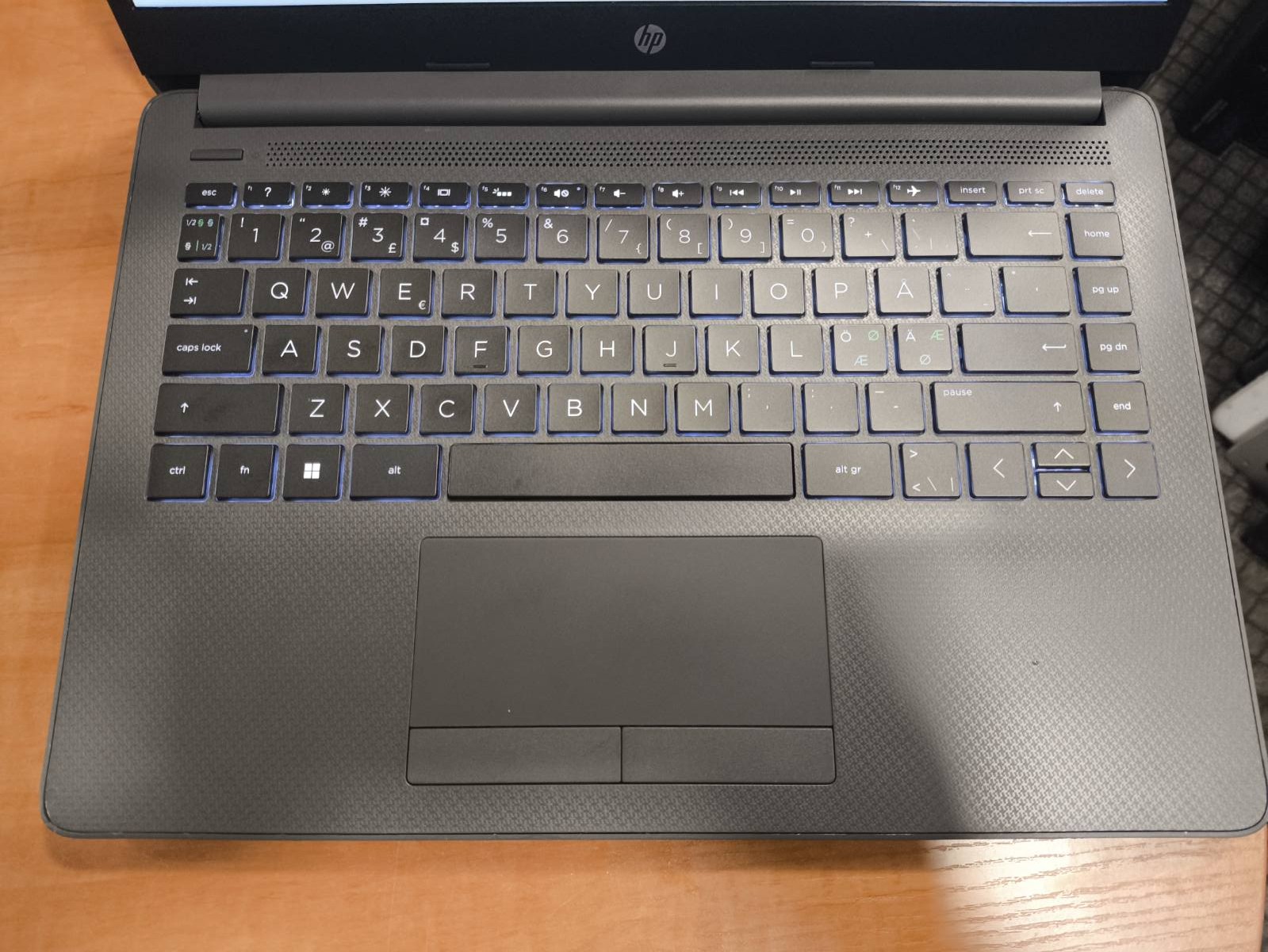 HP 245 G9 14" Fhd Ips Ryzen 3 5425u 8gb 3200MHz, antras lizdas laisvas 1TB SSD, 0% baterijos susidėvėjimas - Image 2