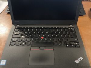 Lenovo Thinkpad X270 12.5 I5-7300u , NEPILNA KOMPLEKTACIJA , BLOGA KLAVIATŪRA