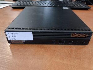Lenovo M70q Mini PC i3-10300T 8GB 256GB SSD Sata, HDMI, Display port jungtys