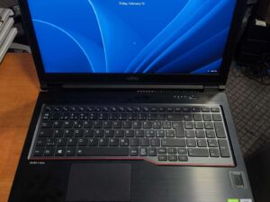 Fujitsu Fujitsu H7510 15.6 FHD IPS i9-10885h 32gb 1tb Rtx 3000 6gb 14%-