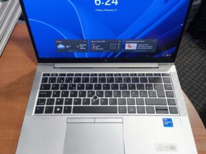 HP EliteBook 840 G8 14.0 Fhd Ips i7-1185g7 32gb RAM 22%