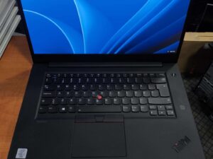 Lenovo Thinkpad X1 Extreme 3rd Gen 15.6 500 Nit i7-10850h 2tb SSD Gtx1650 Max-Q 12%
