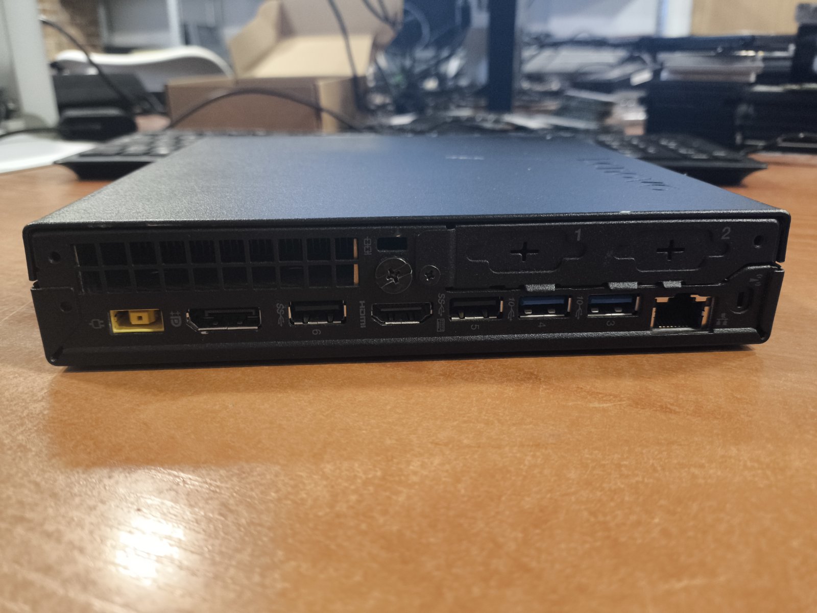 Mini Pc Lenovo M720q i3-8100T 8GB 256GB SSD HDMI, DP, Type C Jungtys - Image 2