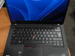 Lenovo Thinkpad T14 Gen 114" Fhd Ips i7-10510u 16gb 512gb SSD 11%