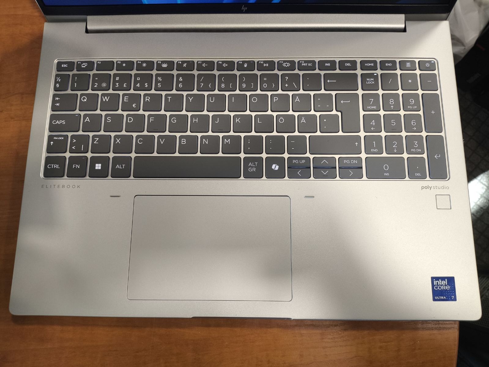 HP EliteBook 660 G11 16" Fhd+ Ultra 7 155u 32gb 1tb 6% Garantija iki 2028-04-03 - Image 2