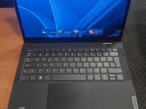 LENOVO 13w Yoga Gen 2 13.3 FHD+ IPS Matinis Ryzen 5 7530u 16GB RAM 256GB SSD 8% Garantija iki 2027-07-31