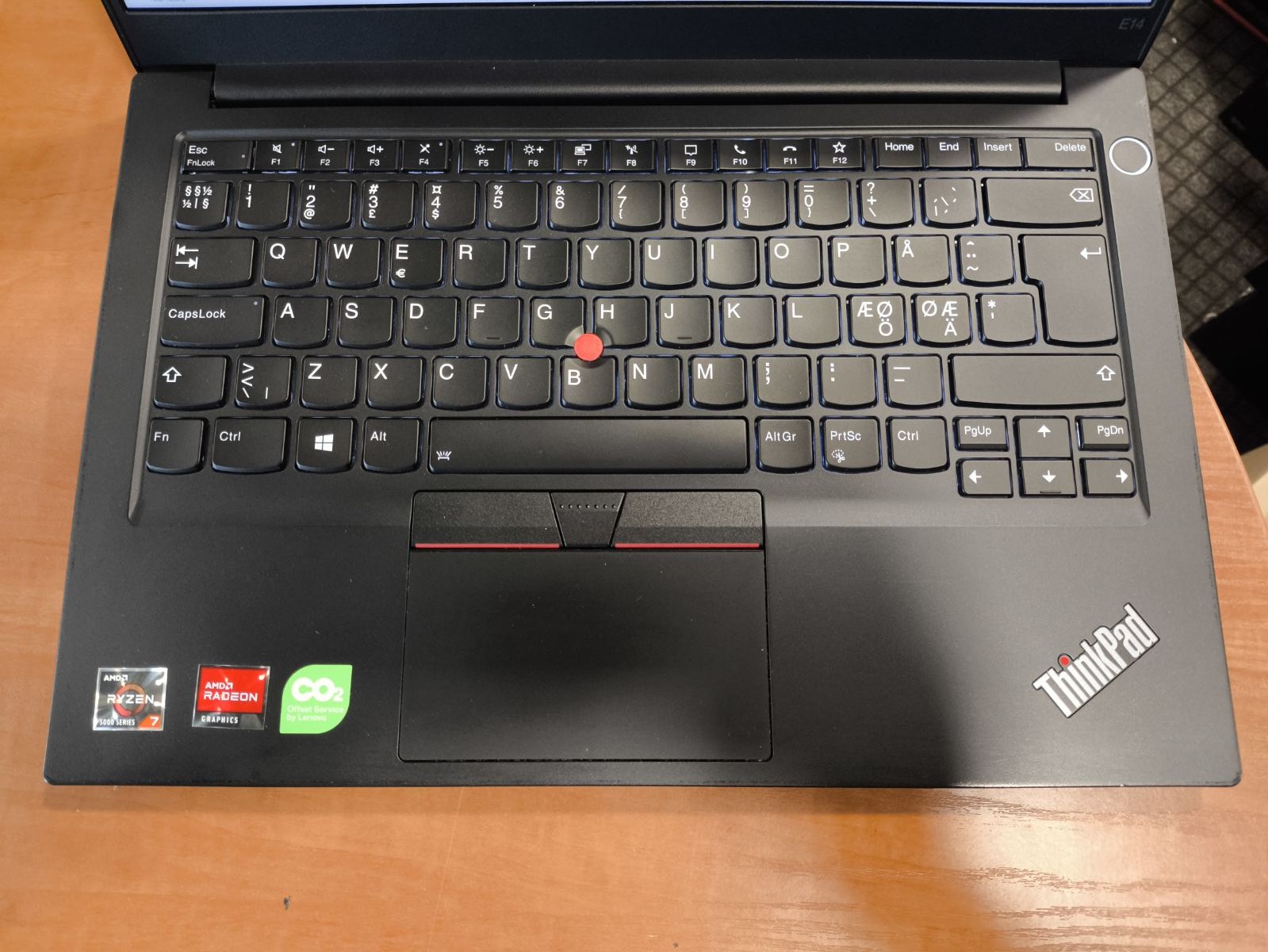 ThinkPad E14 Gen 3 14" Fhd Ips Ryzen 7 5700u 16gb 256gb 11% - Image 2