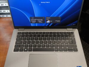 Dell Precision 3470 14.0 Fhd Ips i7-1260p 16gb 512gb SSD Nvidia Quadro T550 4GB 35%