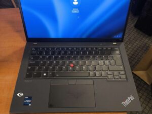 Thinkpad T14 Gen 3 14.0 FHD+ Matinis i5-1245u 16gb 512gb SSD 4% 1vnt USB neveikiantis