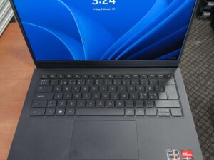 Dell Vostro 14 3435 14.0 FHD IPS Matinis Ryzen 5 7530u 8GB RAM 256GB SSD 12 Mėn garantija 3%