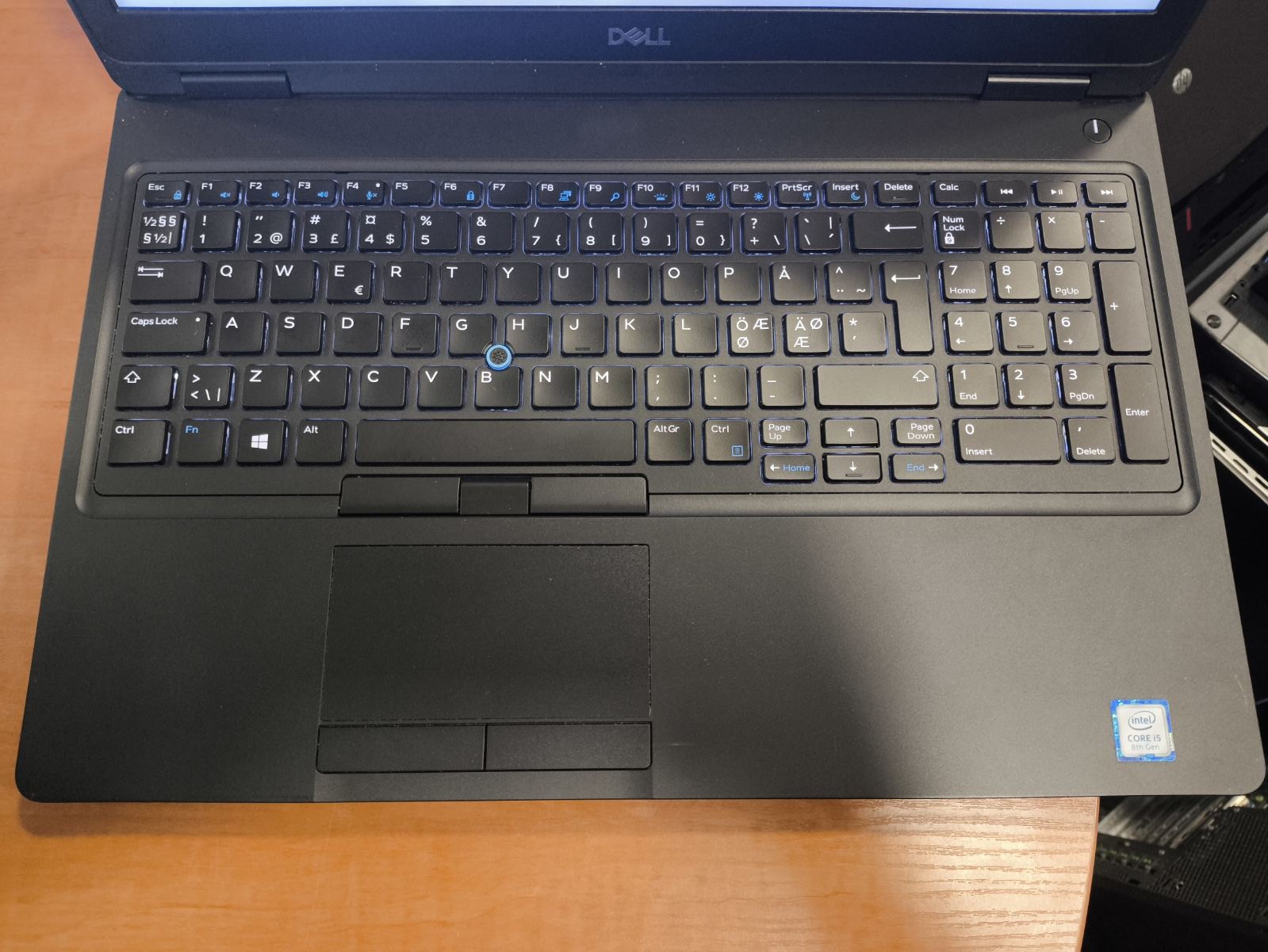 Dell Precision 3530 15.6 FHD IPS i5-8400H 32GB RAM 512GB SSD Quadro P600 2GB 13% - Image 2