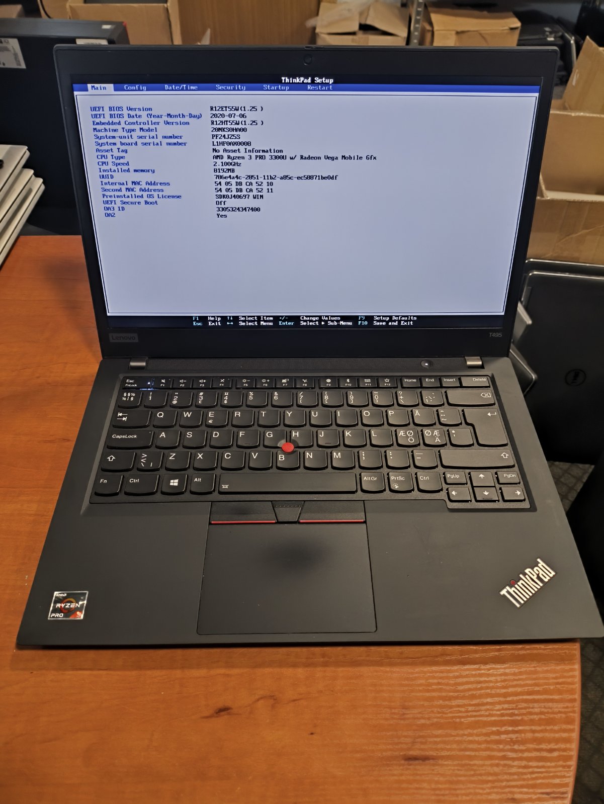 Lenovo Thinkpad T495 14.0 FHD IPS, Ryzen 3 Pro 3300U 8GB 256GB SSD Gera baterija