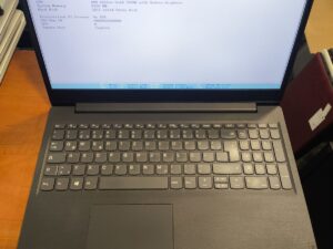 Lenovo V15-ADA 15.6 FHD TN Athlon Gold 3150U 8GB 512GB 38%