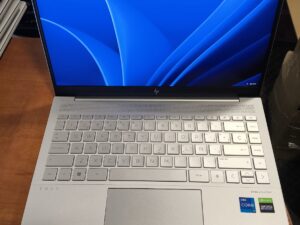 HP Envy 14-eb1002ns 14.0 2.2k IPS 300 Nit 60Hz ekranas i7-11390H 16GB 512GB RTX 3050 4GB 6%