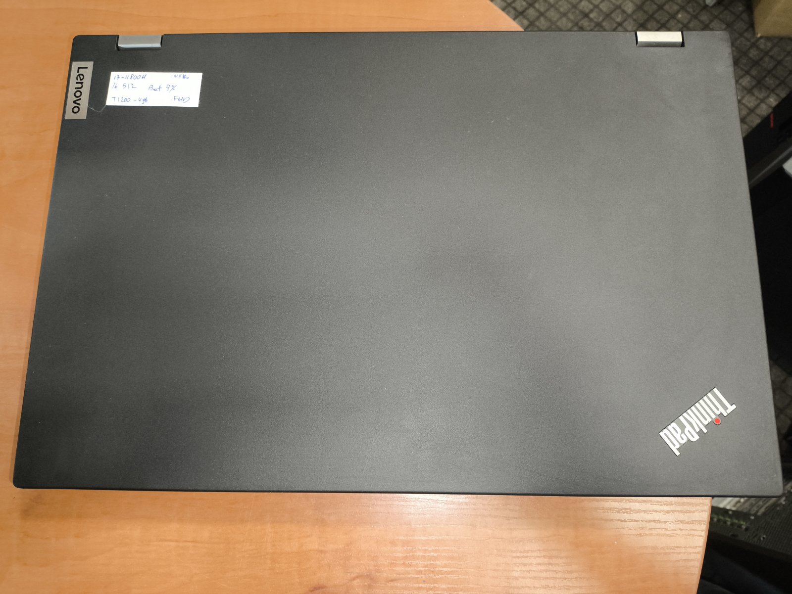 Lenovo ThinkPad P15 Gen 2 15.6 FHD IPS i7-11800h 16gb 512gb T1200 4gb 9% - Image 3