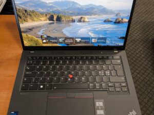 Lenovo Thinkpad T14 Gen 4 14" Fhd+ Ips 500 Nit i5-1345u 16gb 256gb SSD 1%