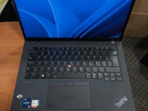 Thinkpad T14s Gen 3 14.0 FHD+ IPS Matinis i5-1245u 16gb 512gb 14%