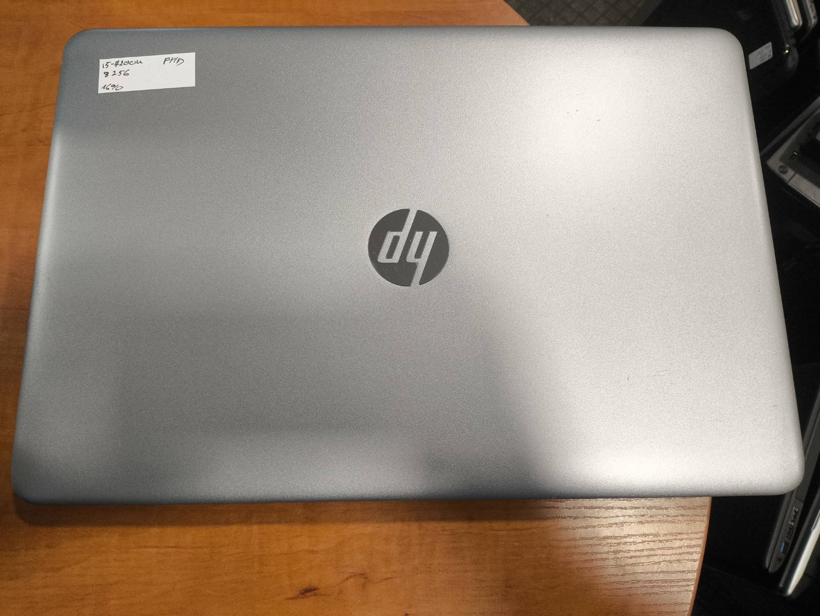 HP EliteBook 850 G4 15.6 FHD i5-7200u 8gb 256gb NMVe 16% - Image 3