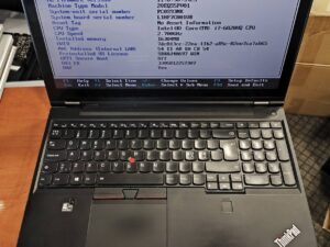 Lenovo ThinkPad P50 15.6 FHD IPS Touchscreen i7-6820hq 16gb BE SSD DISKO M2000m 4gb BE ĮKROVIKLIO PARDUODAMAS, Galima ir su