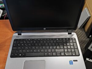 HP ProBook 450 G2 15.6 I5-4210U 4GB 128 SSD, Bloga / Silpna baterija