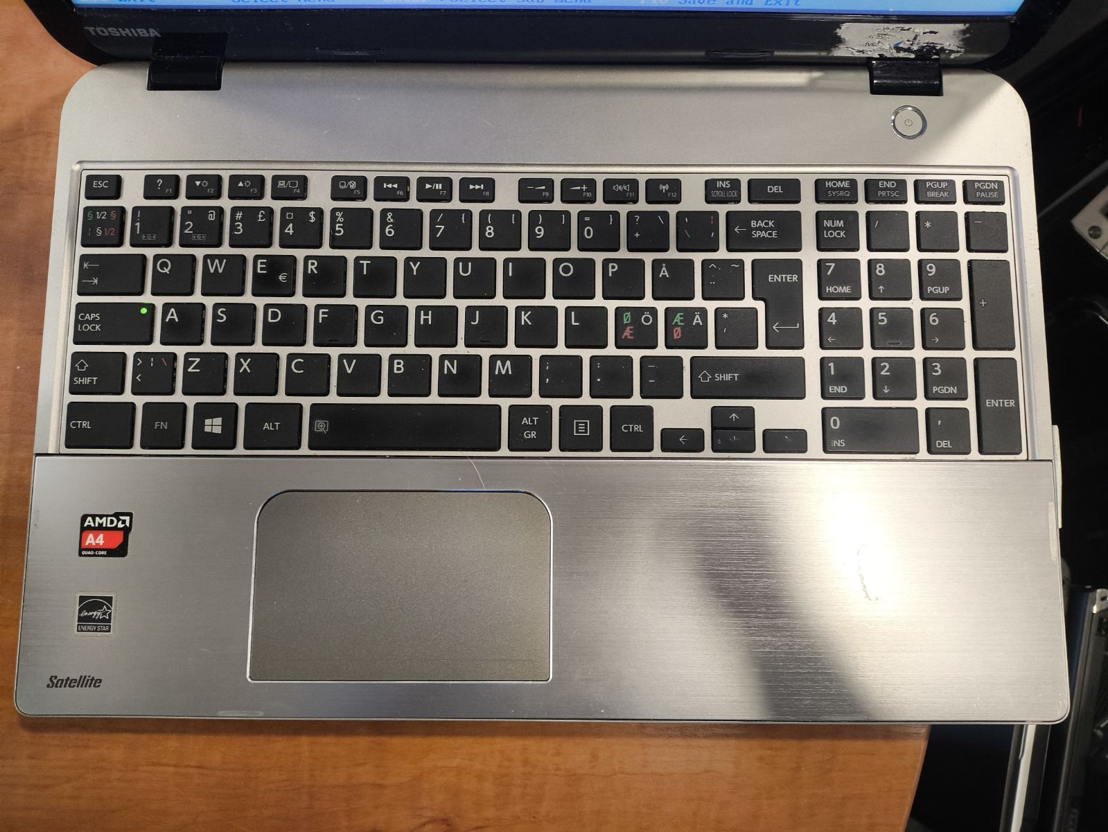 15.6 HD A4-5000 6GB RAM 750 HDD Bloga baterija - Image 2