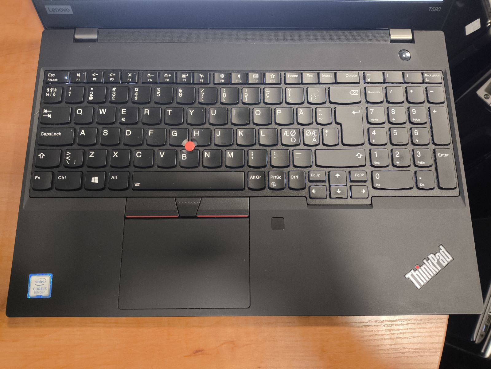 Lenovo Thinkpad T590 15.6 Fhd Ips i5-8265u 8-16gb RAM 256gb SSD 0% - Image 2