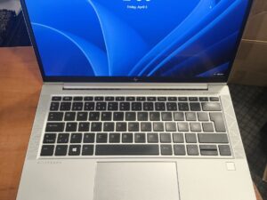 HP EliteBook 835 G7 13.3 Fhd IPS TouchScreen Ryzen 5 4650u 16gb 256gb ssd 20% INTERNETU PIGIAU