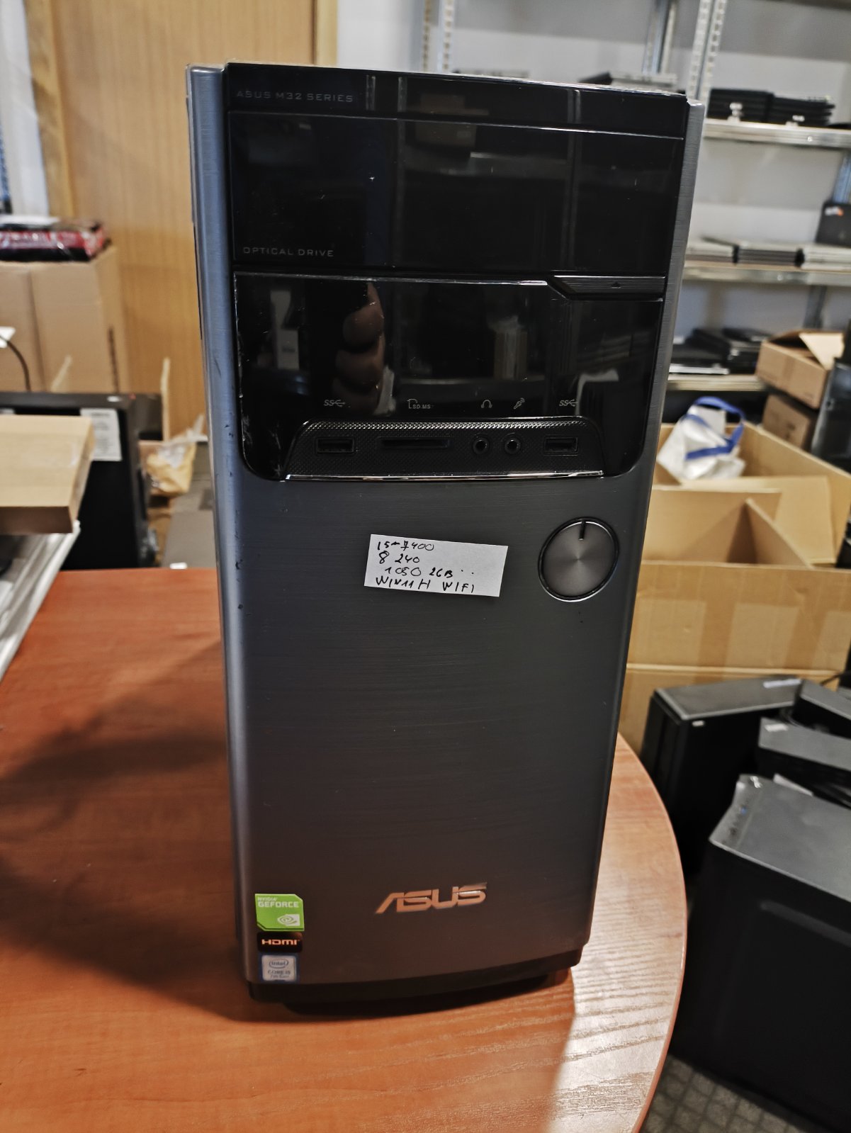 Asus M32CD4-K Intel i5-7400 8GB 256GB SSD, GTX 1050 2GB Wifi 300W PSU