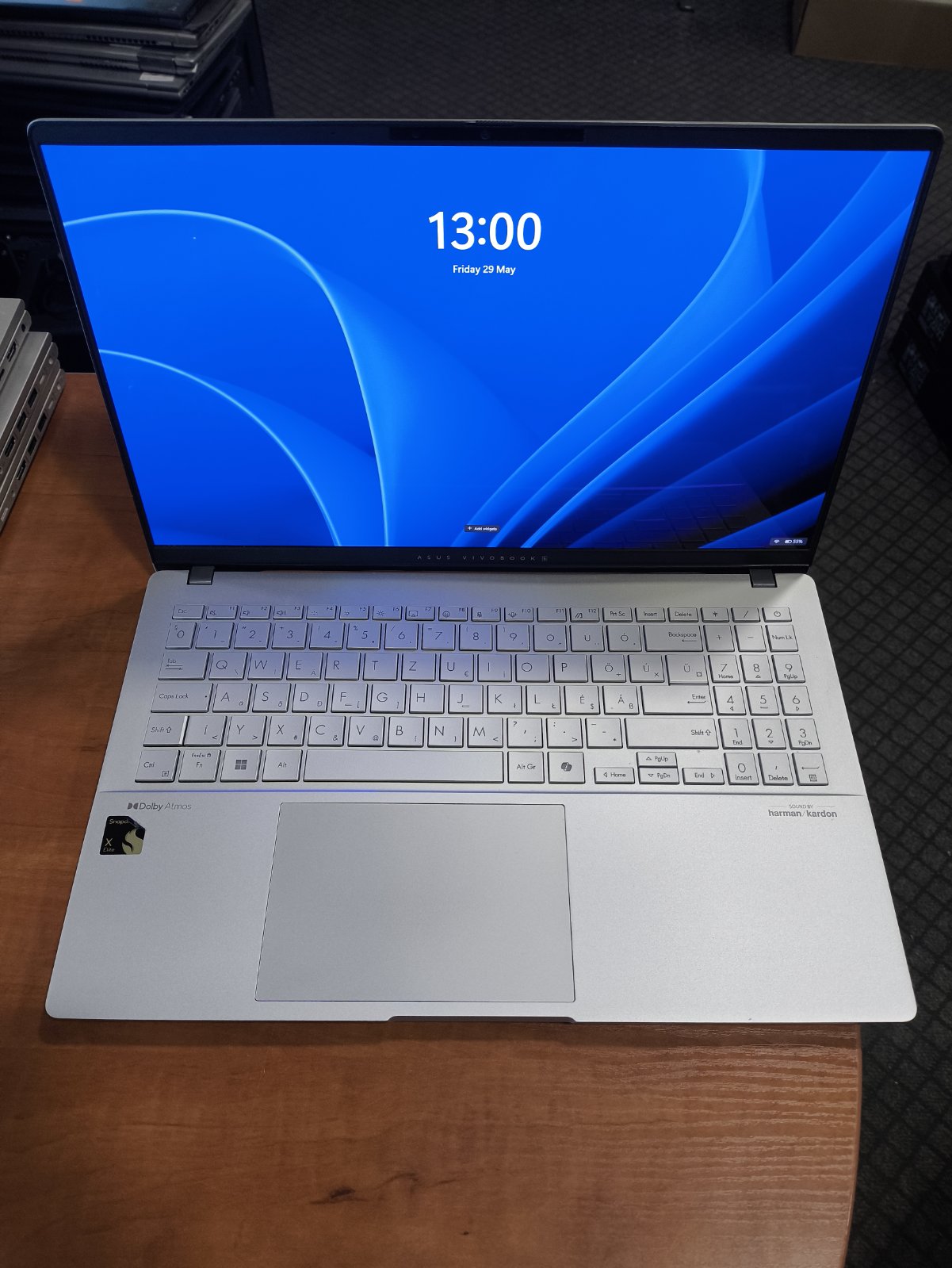 Asus Vivobook S15 S5507 15.6 Oled 3K 2880x1620 120Hz Snapdragon X Elite X1E-78-100 32GB 256GB SSD Adreno GPU 14%