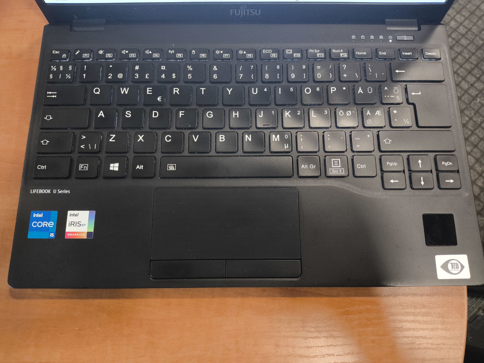 Fujitsu LIFEBOOK U9311 13.3 FHD IPS TS i5-1135G7 16GB 512GB SSD 29% - Image 2