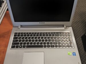 Lenovo Lenovo IdeaPad Z510 15.6 i7-4702MQ  6GB 128GB SSD +1TB HDD, Bateriją bloga.