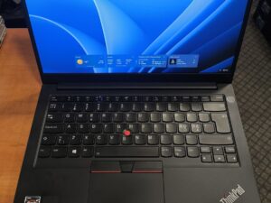 Lenovo Thinkpad E14 Gen 2 14.0 FHD IPS  Ryzen 7 4800U 16GB 256GB SSD 1%