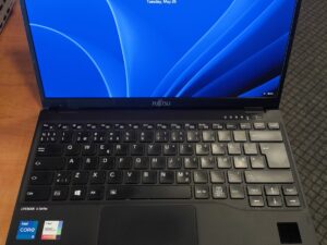 Fujitsu LIFEBOOK U9311 13.3 FHD IPS TS i5-1135G7 16GB 512GB SSD 31%