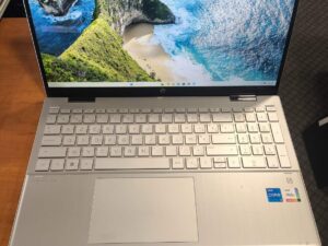 HP Pavilion x360 Touch 15-er1032nb 15.6 I5-1235u 16gb 512gb 3%