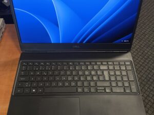 Dell Precision 7550 15.6" FHD IPS i7-10850H 32GB 512GB SSD RTX 5000 Max-Q 16GB 46%