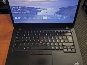 ThinkPad L14 Gen 1 14.0 HD Ryzen 3 4450U 8GB 256GB 19% Yra balta neryški dėmelė