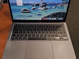 Apple MacBook Air 13" 2020 M1 , 16GB , 256GB SSD, 7%